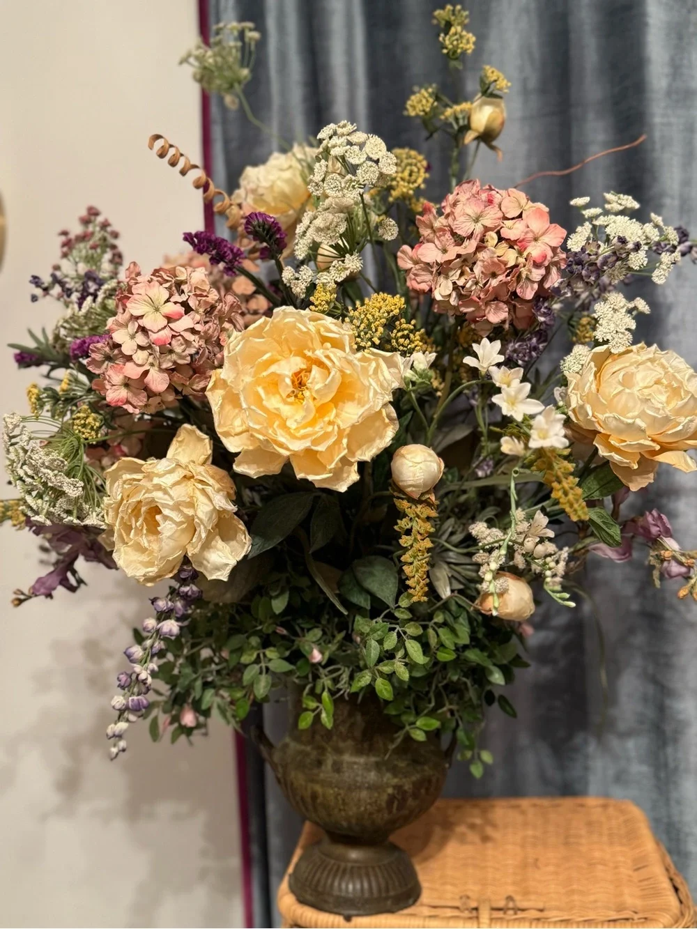 Vintage bouquet set of artificial flowers  silk flowers in a vintage-style vase